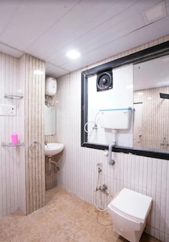 via moonlight residency