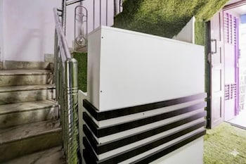 via moonlight residency