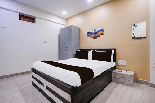 via moonlight residency