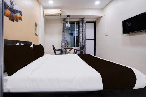 via moonlight residency