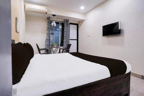 via moonlight residency