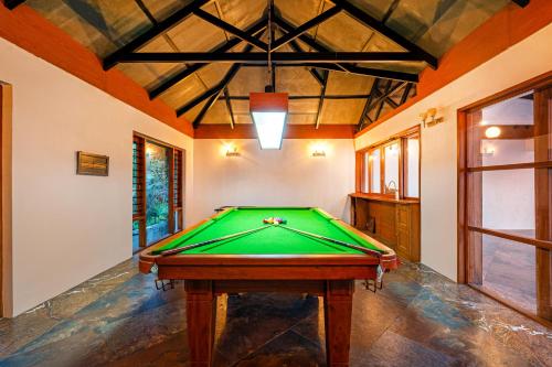 Senaro Luxury Farm,,4 star