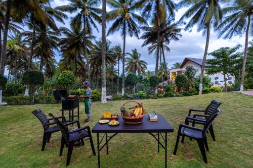 senaro luxury farm