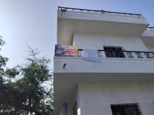 matoshri nivas akkalkot