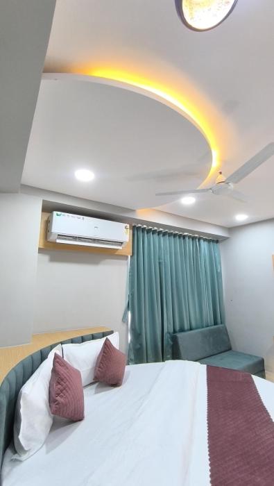 hotel the legend ahmedabad