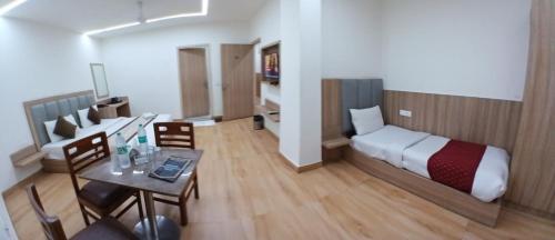 the royal metropolitan hotel igi airport delhi