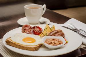 the royal metropolitan hotel igi airport delhi