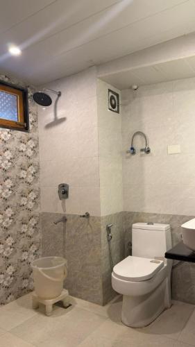 The Royal Metropolitan Hotel Igi Airport Delhi,,4 star