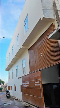 Hotel Shree Ramayanam Ayodhya,,3 star