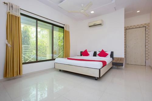 Hotel O By Oyo Capital O Sai Icon Residency,,3 star