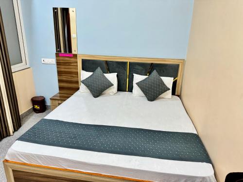 hotel shree radha raman