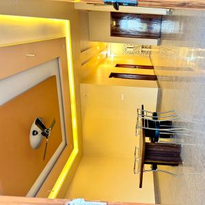 hotel shree radha raman