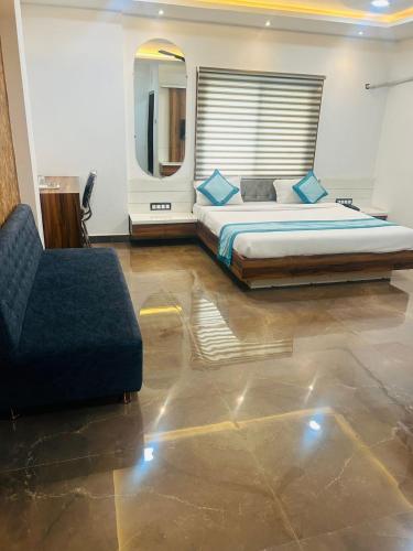 hotel stay well pithampur