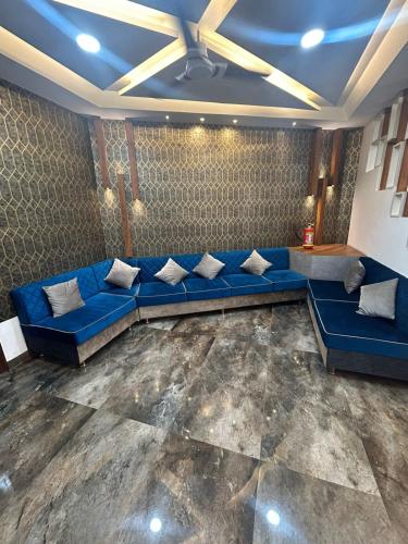 hotel stay well pithampur