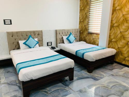 hotel stay well pithampur