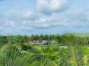 white villa arambol by spirit house