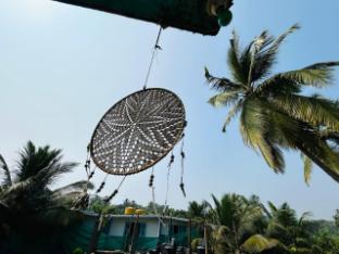 white villa arambol by spirit house