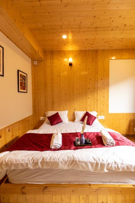 the evara stays jibhi