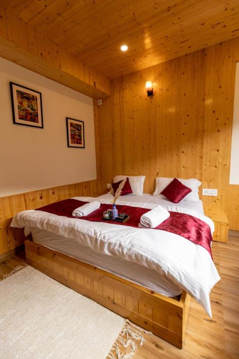 the evara stays jibhi