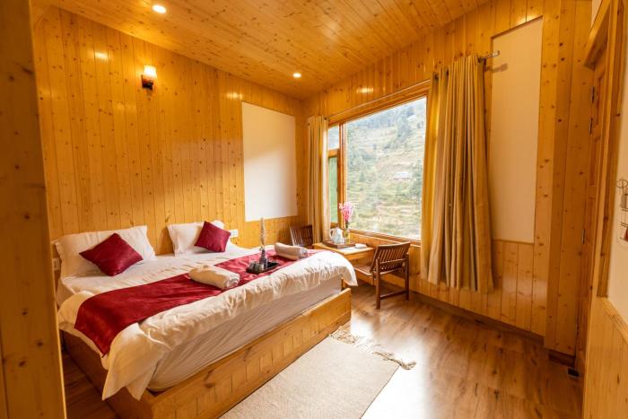 the evara stays jibhi