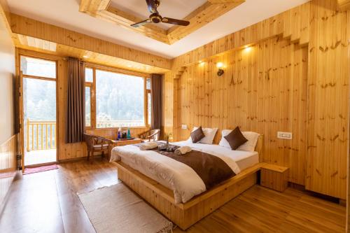 the evara stays jibhi