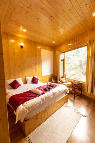 the evara stays jibhi