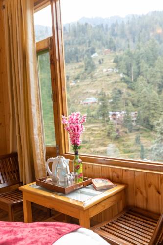 the evara stays jibhi