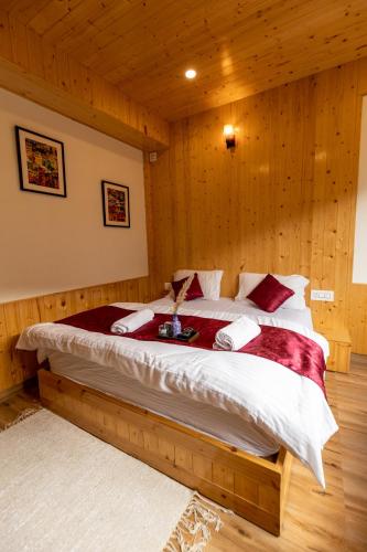 the evara stays jibhi