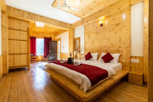 the evara stays jibhi