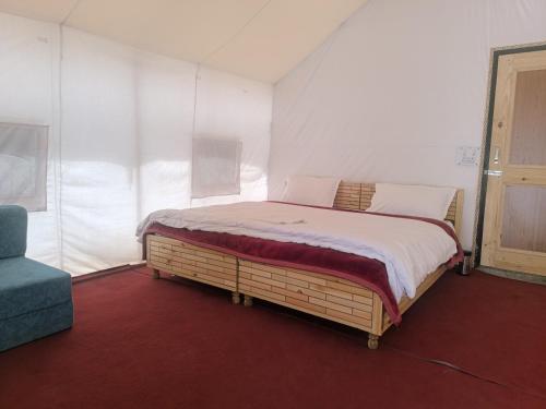 kasol magic valley camp