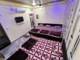 Sanatan Dham,,2 star