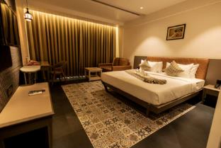 Krown Palace Resort,,4 star