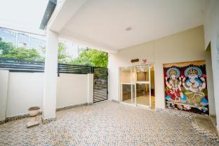 hotel laughing buddha