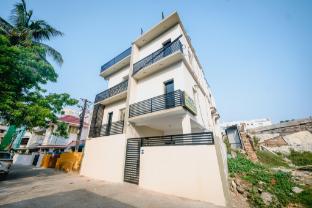 hotel laughing buddha