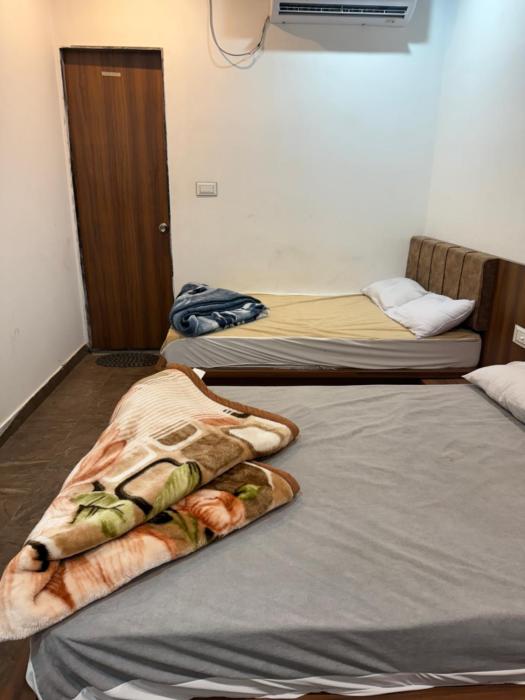 shree banke bihari place