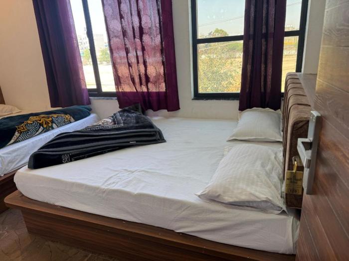 shree banke bihari place