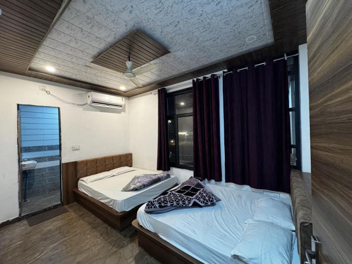 shree banke bihari place