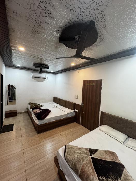 shree banke bihari place