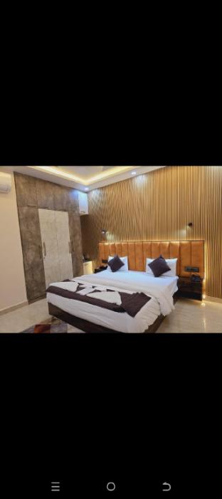 Vega Hotel And Restro,,1 star