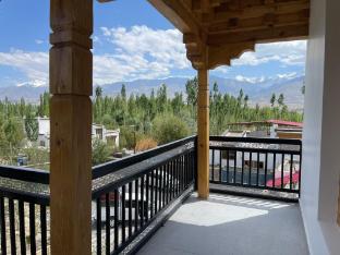 Earthhome By Angchok,,0 star