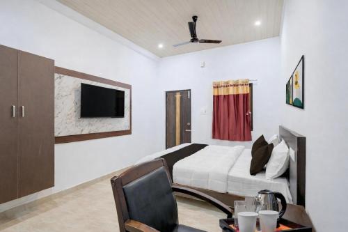 thirumathi residency