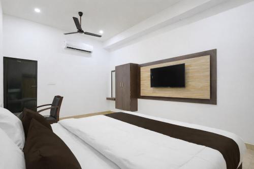 thirumathi residency