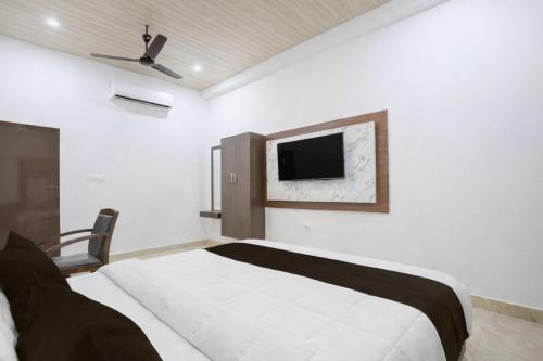 thirumathi residency