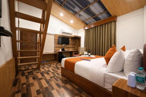 snow apple resort by west western