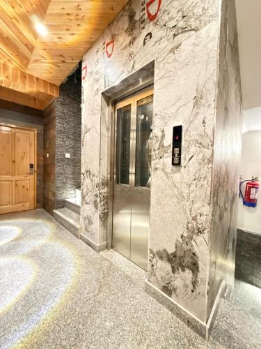 snow apple resort by west western