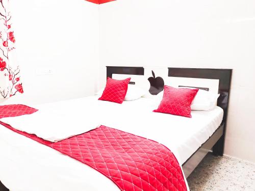 Hotel Jyothi Kumar Royal,,5 star