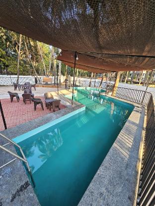 Wavelash Resort,,5 star