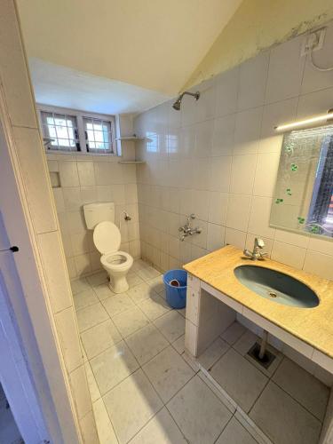 11 Haven Street,,2 star