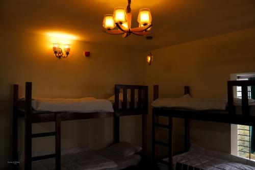 11 Haven Street,,2 star