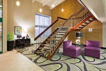 La Quinta Inn By Wyndham Oshkosh,Oshkosh>>Omro,3 star